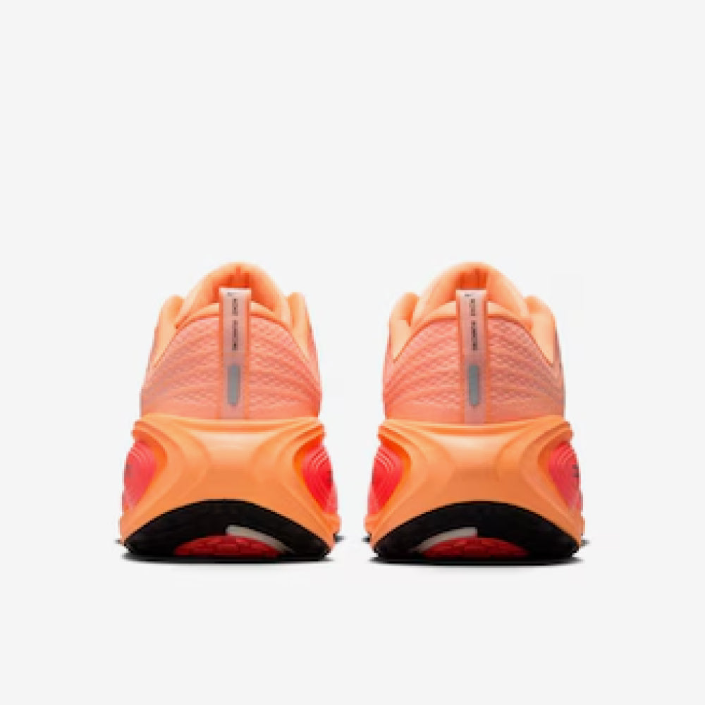 Nike Vomero Plus - Laranja