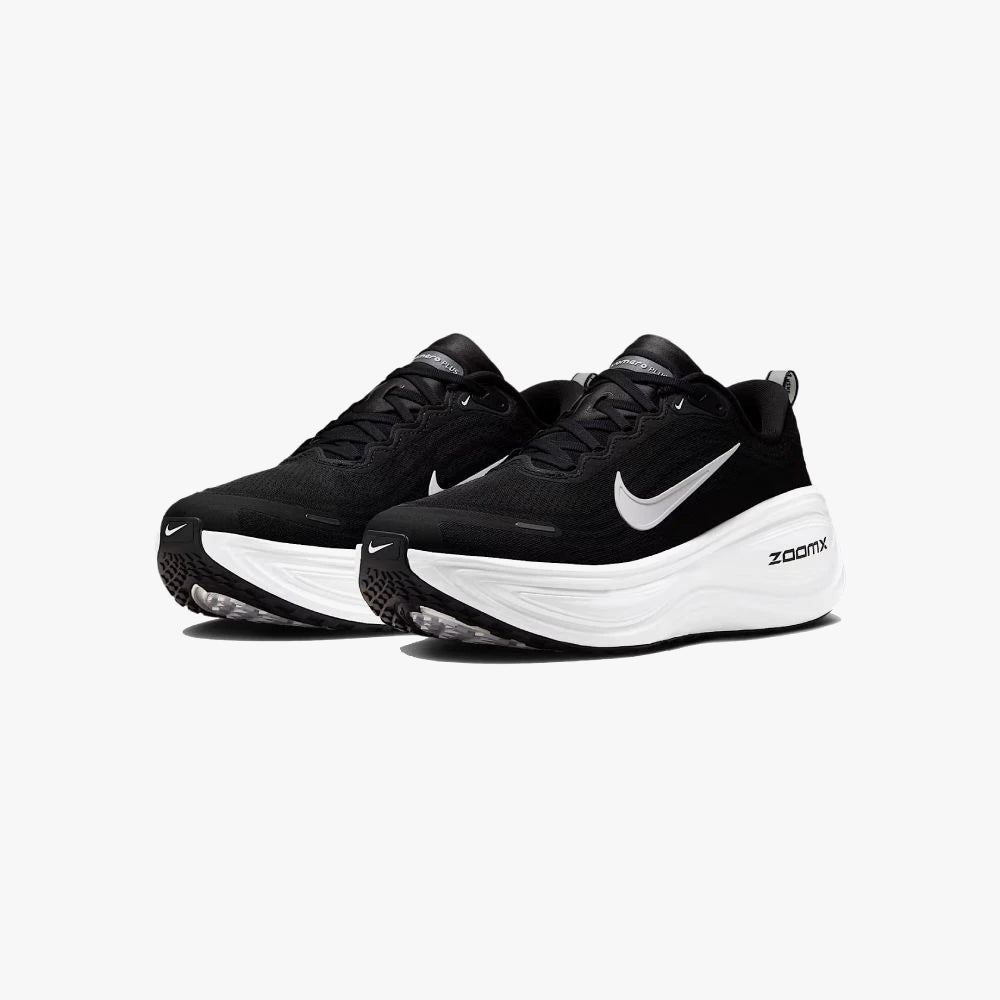 Nike Vomero Plus - Black