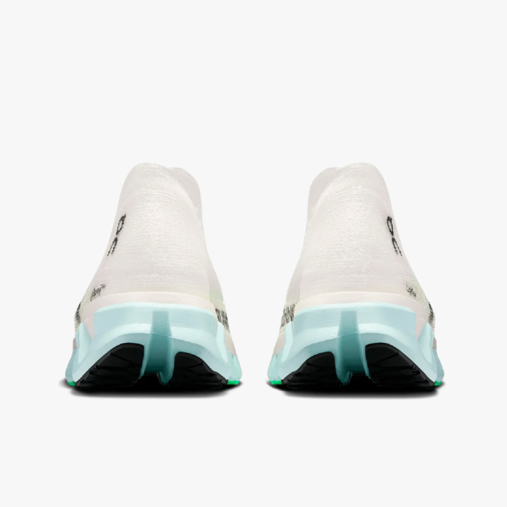 On Cloudmonster - Verde