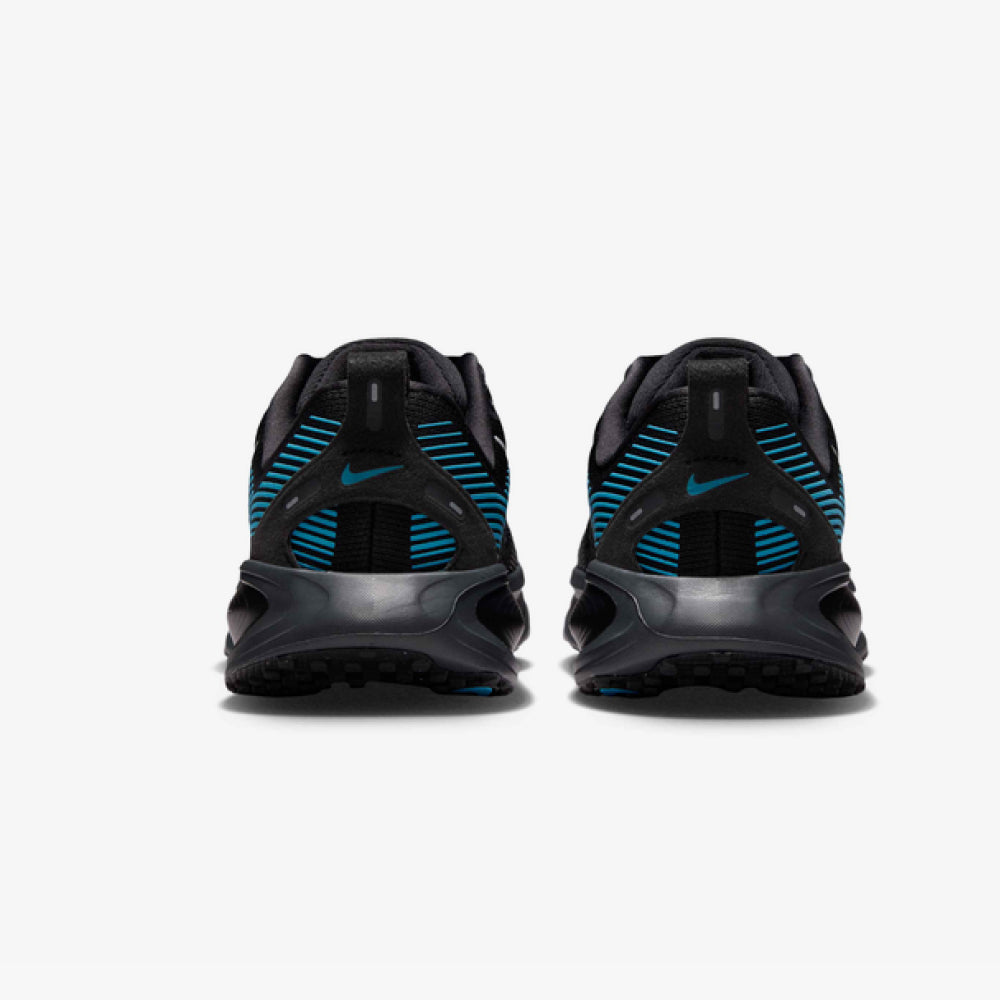 Nike Vomero 18 - Preto