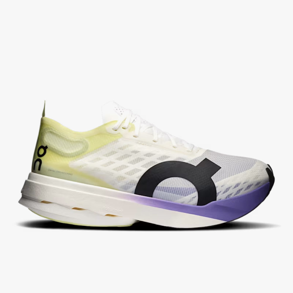 On Running Cloudboom Strike - Amarelo