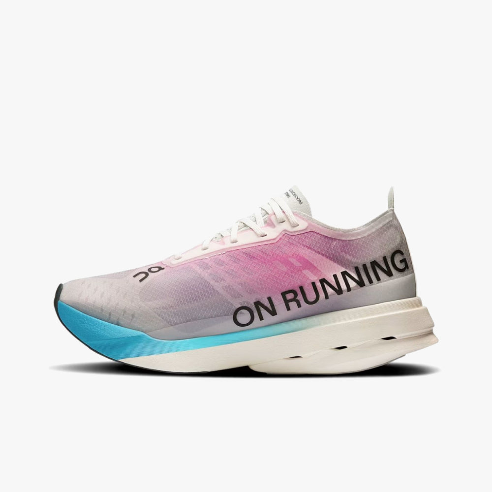 On Running Cloudboom Strike - Cinza